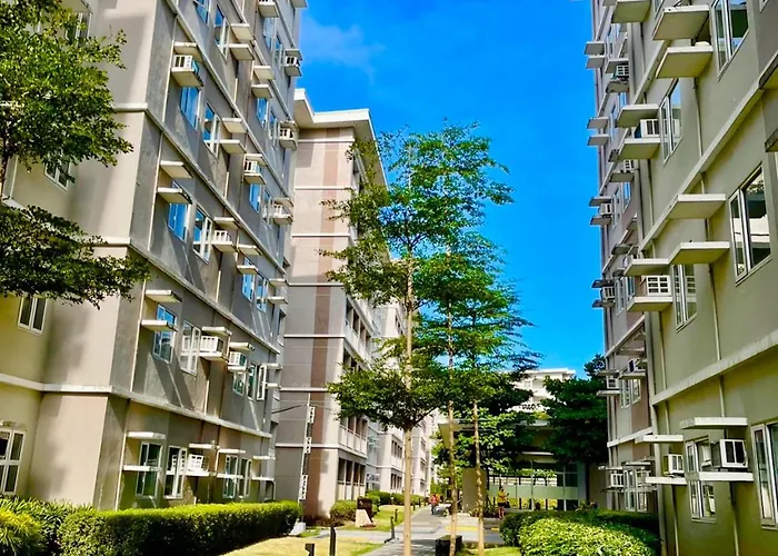 Yuli Hennessy Crib & Staycation Near Sm Fairview