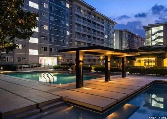 Guest house Yuli Hennessy Crib & Staycation Near Sm Fairview